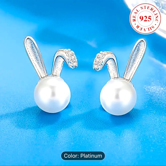 Sterling Silver Rabbit Stud Earrings,Freshwater Pearl Hypoallergenic and Elegant - Picture 1 of 7